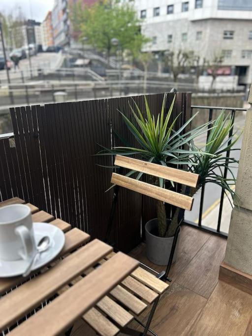 Piso Deluxe Con Balcon Cerca Del Casco Viejo Lägenhet Bilbao Exteriör bild